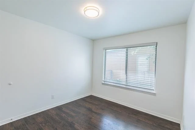 Photo of 521 Willow Way