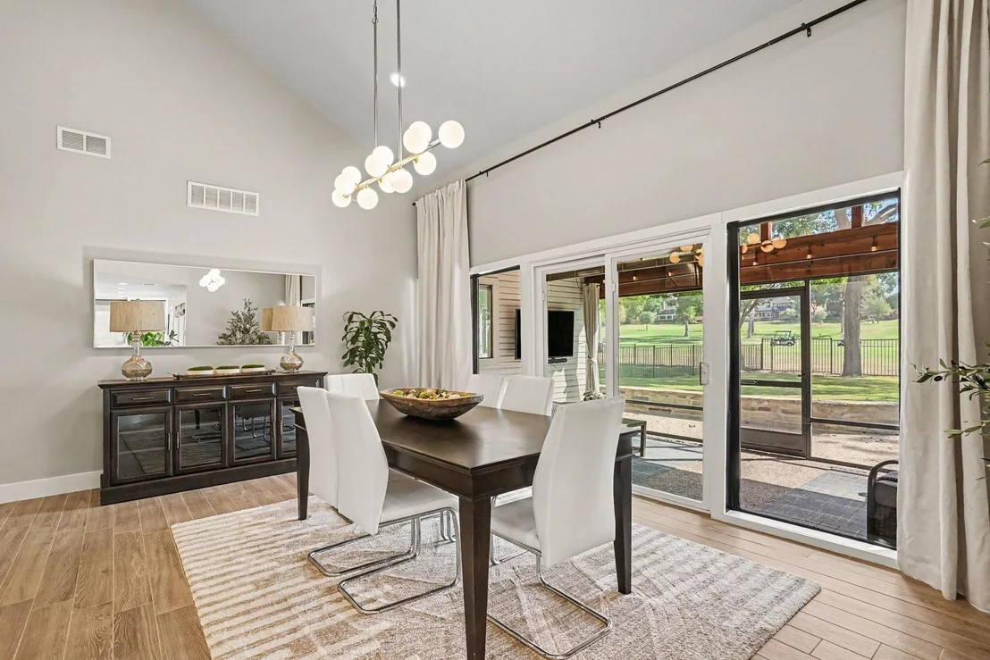 Photo of 2902 Ambleside Lane