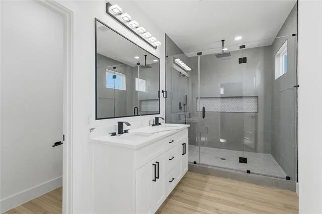 Photo of 4215 Carpenter Avenue