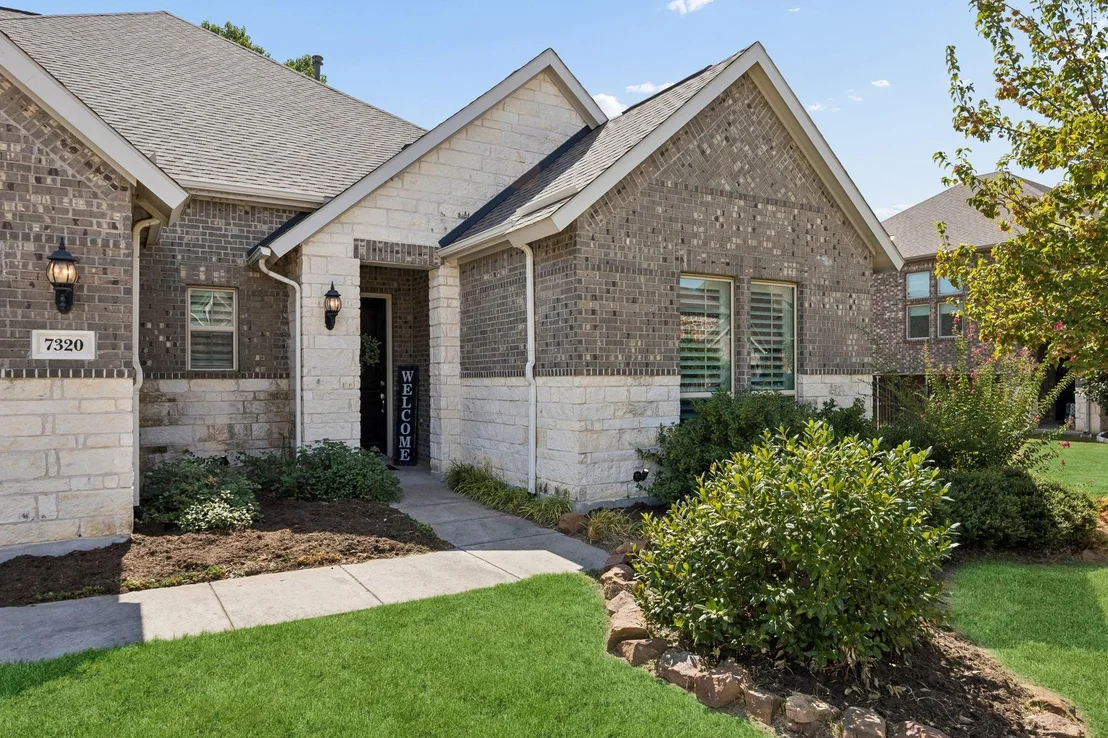 Photo of 7320 River Park Drive