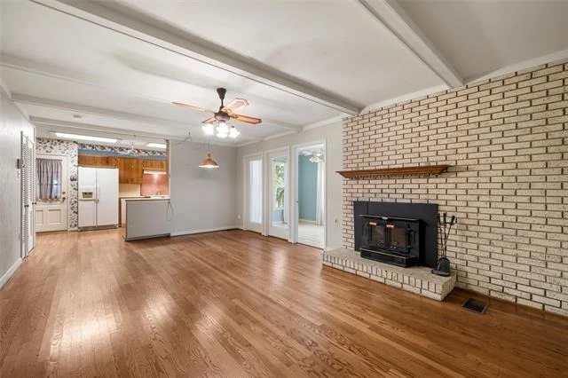 Photo of 4825 Hillcrest Drive