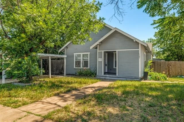 Photo of 925 Palm Street