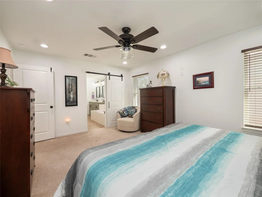 Photo of 614 W 3rd Street