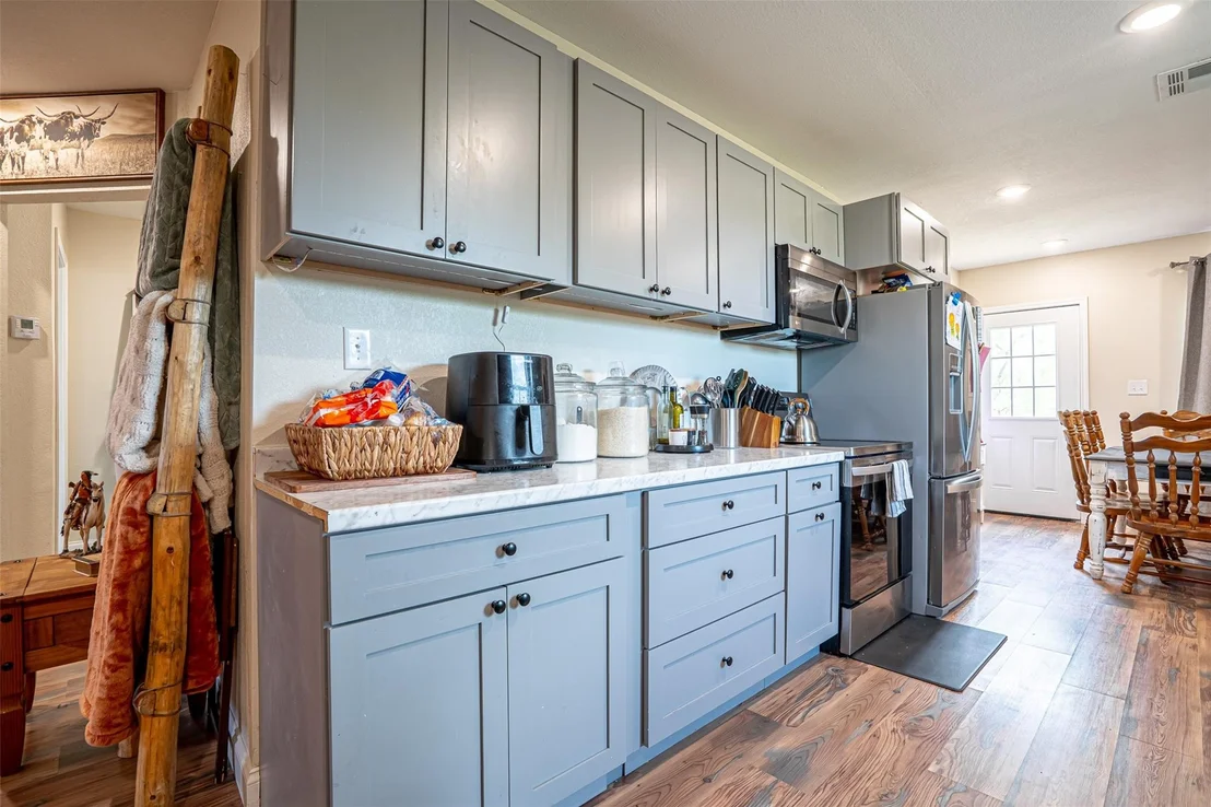 Photo of 166 Private Road 1404