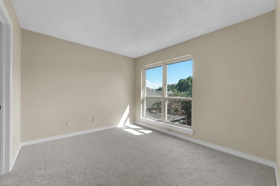 Photo of 1920 Keystone Drive
