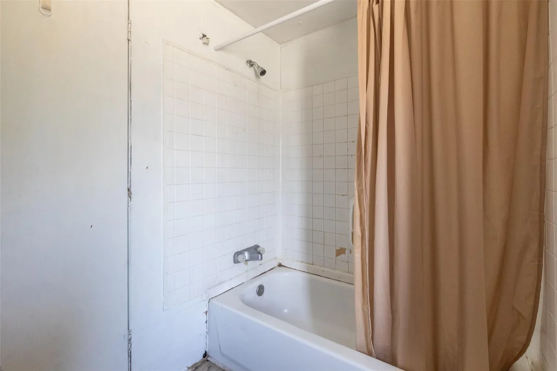 Photo of 1186 Private Road 2431