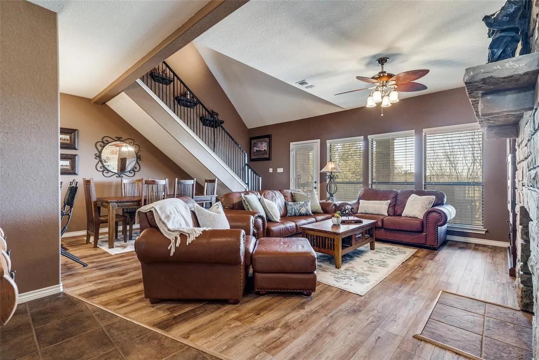 Photo of 1102 Eagle Point Circle