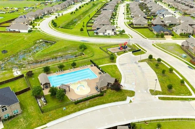 Photo of 1024 Macaw Drive