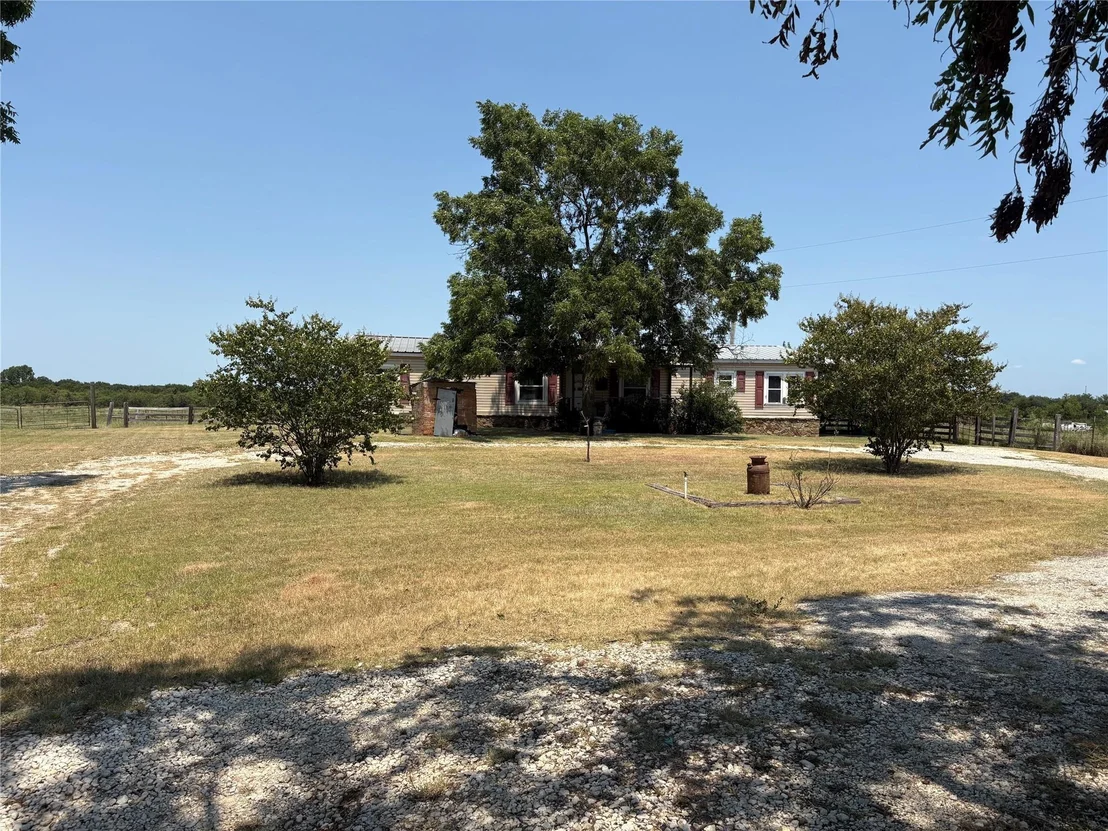 Photo of 912 Highway 36 W