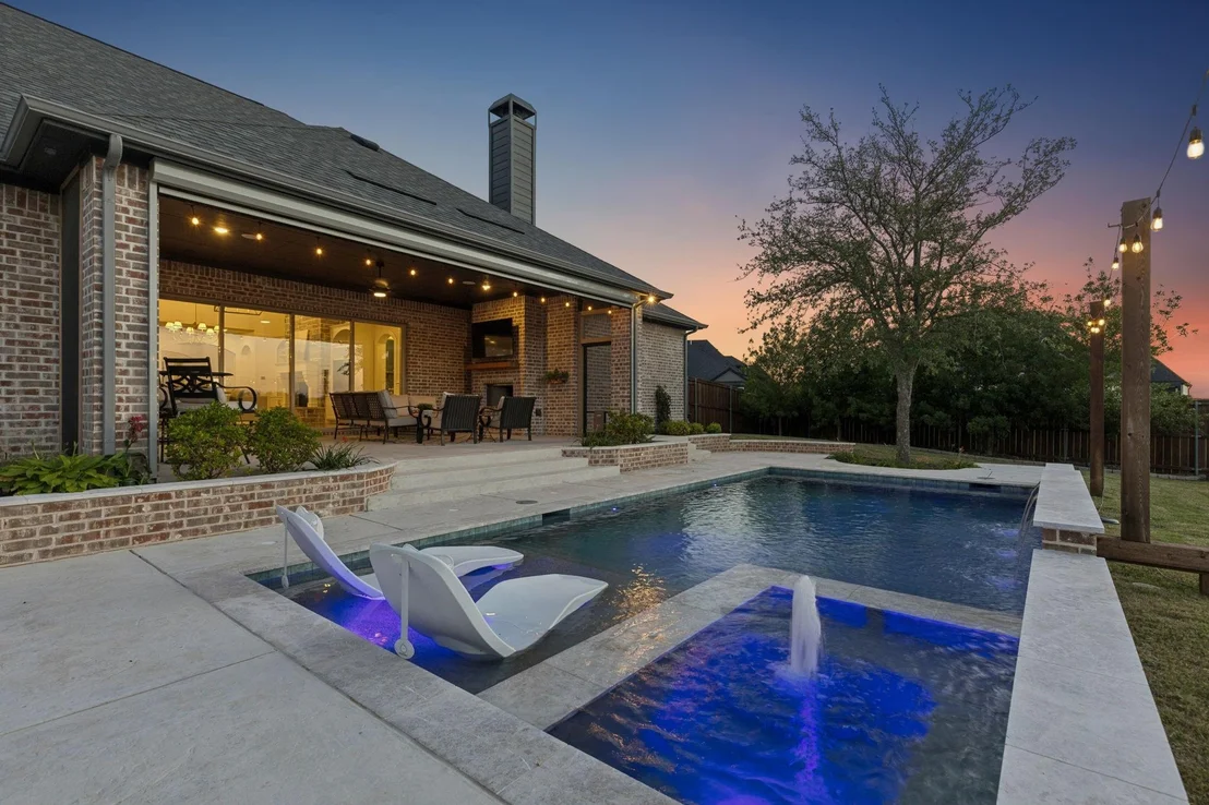 Photo of 3300 Crescent Lane