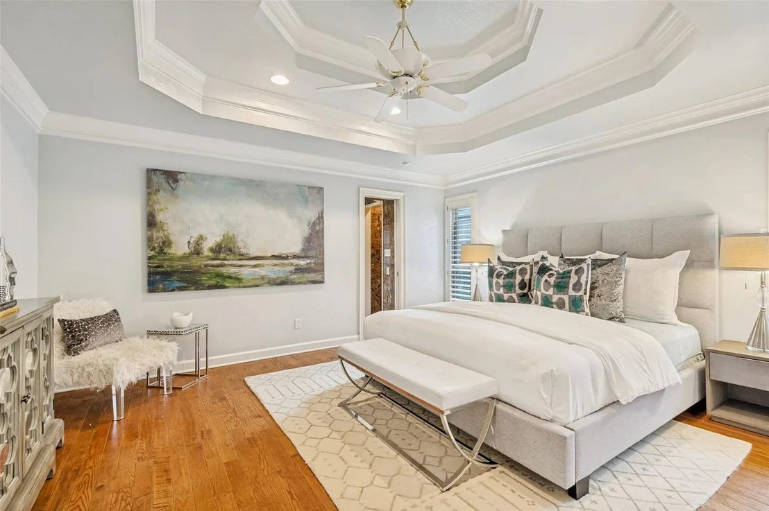 Photo of 5322 W Mockingbird Lane