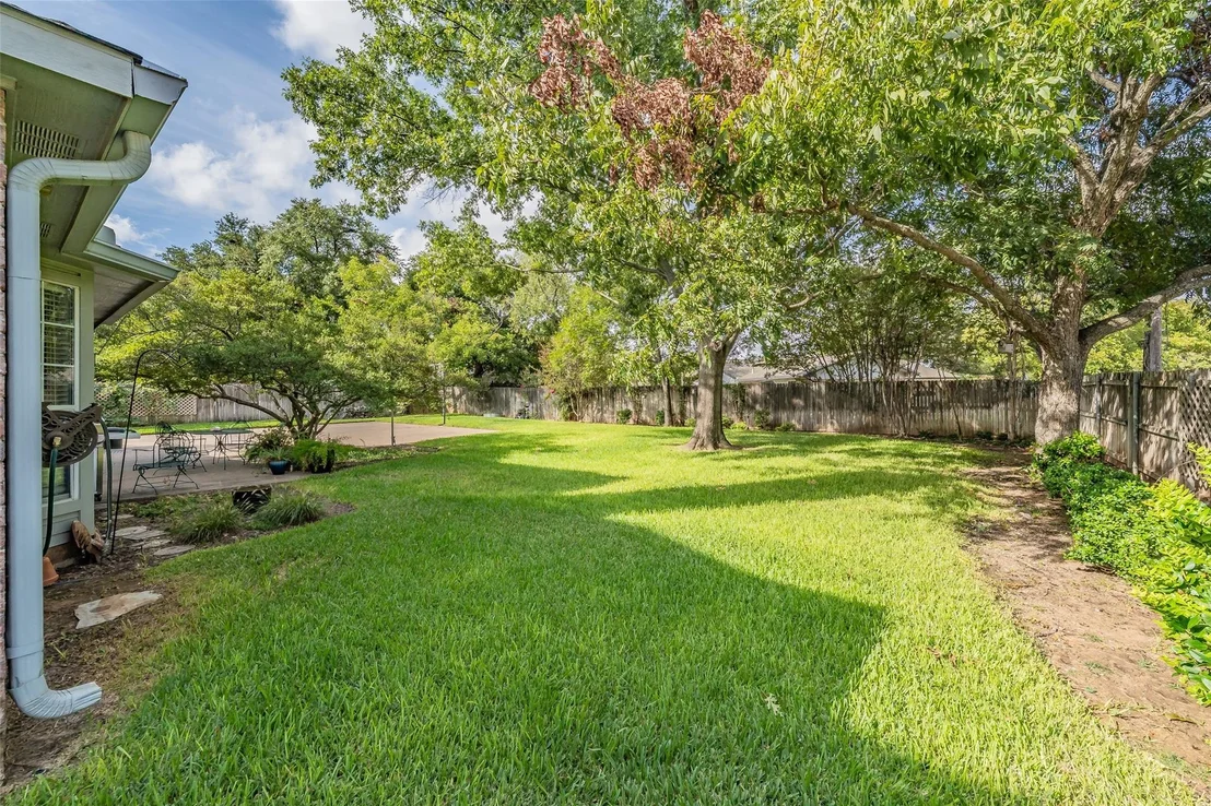 Photo of 1500 Arrowhead Drive
