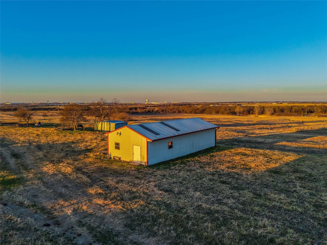 Photo of 1041 Clarence Road
