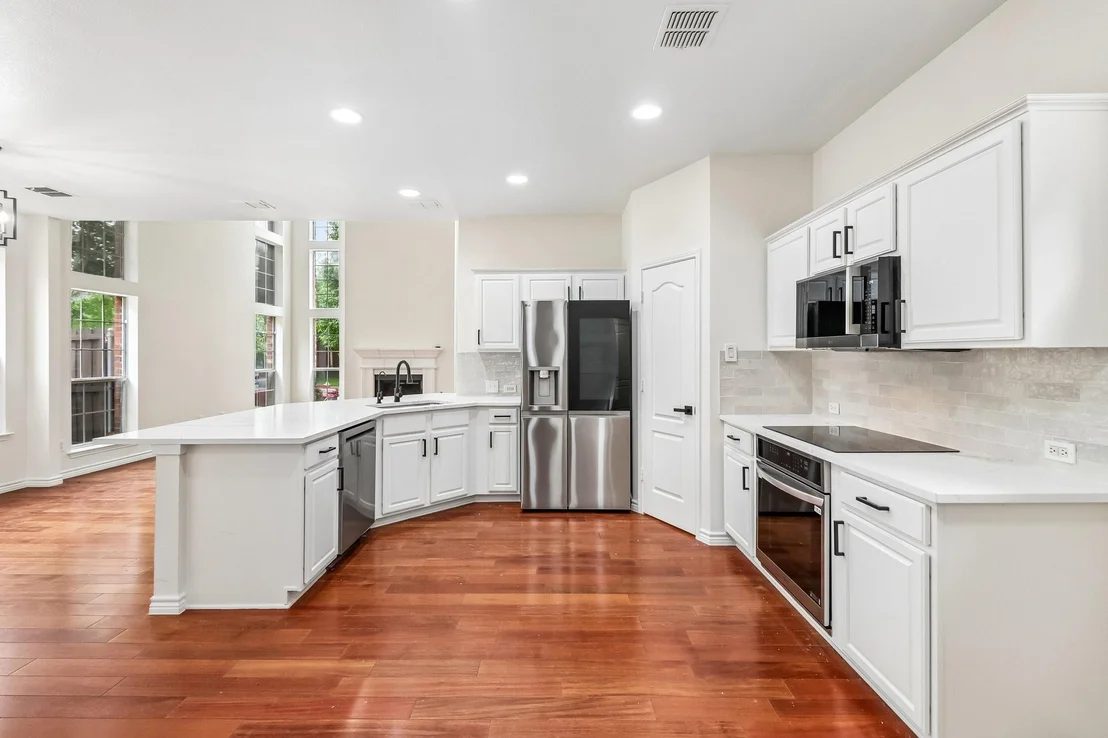 Photo of 526 Archer Drive