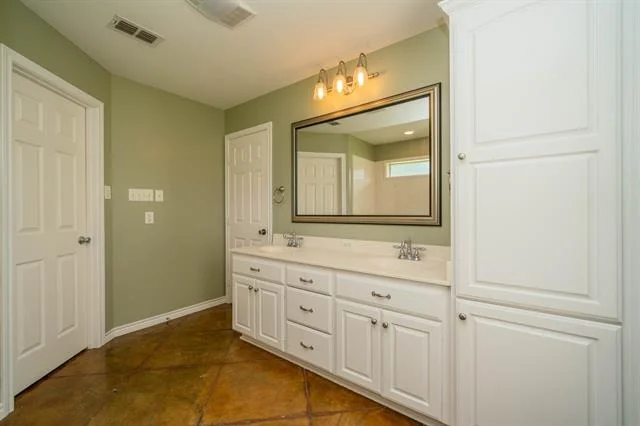 Photo of 3460 Hawk Road