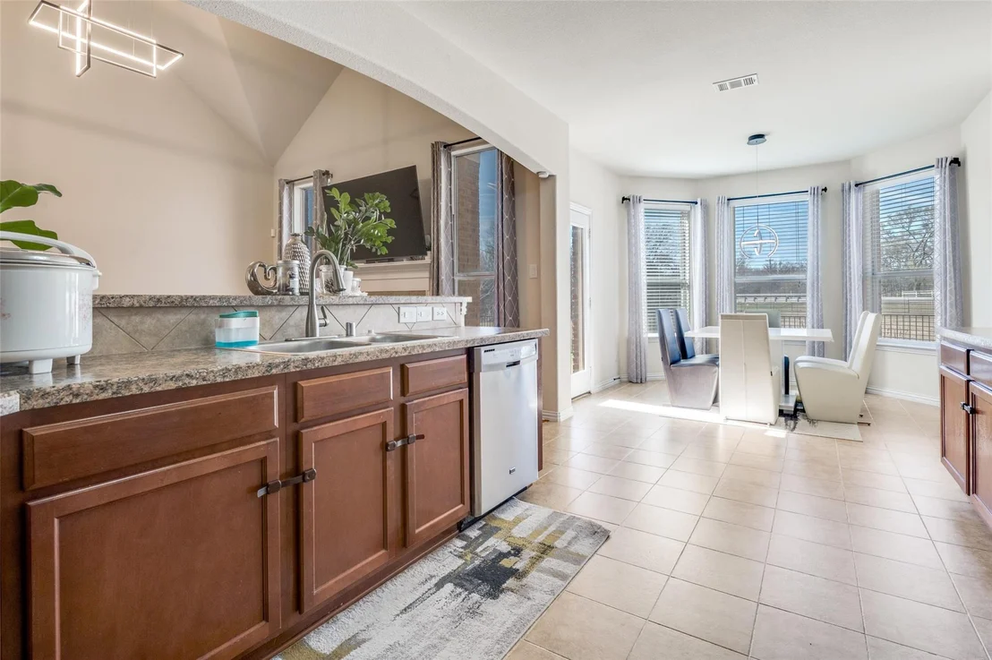 Photo of 3025 Glenbrook Drive