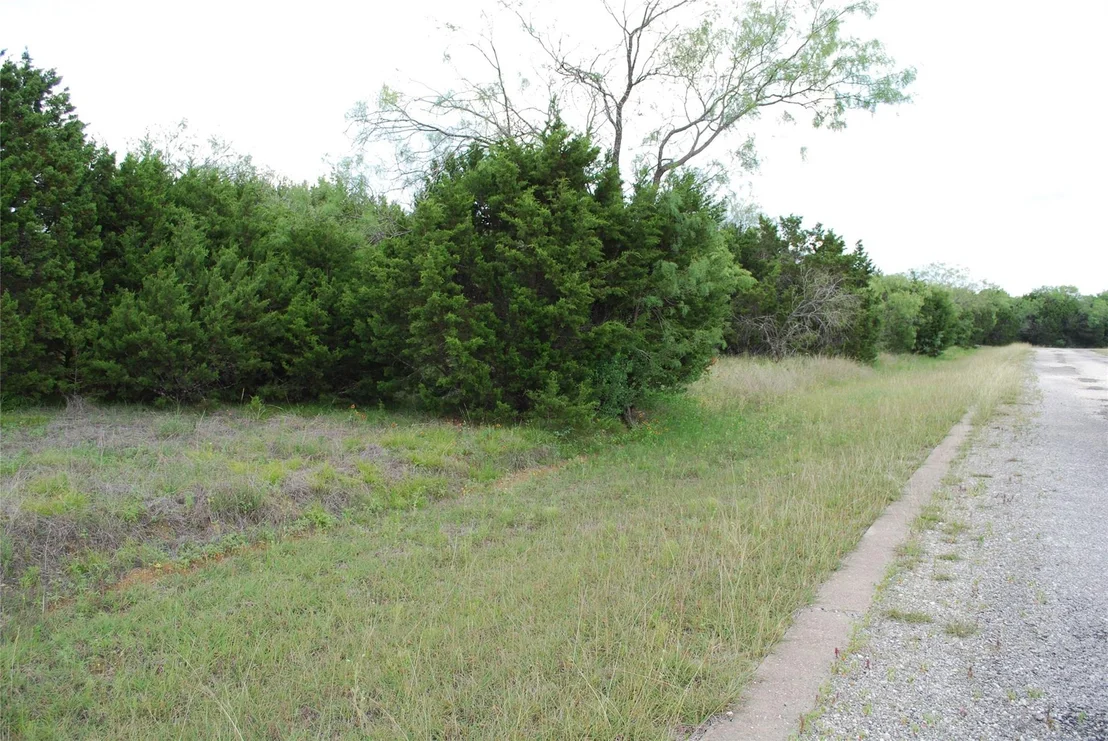 Photo of 23067 Oak Ridge Drive