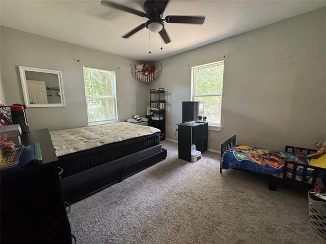 Photo of 105 S Lakeview Drive