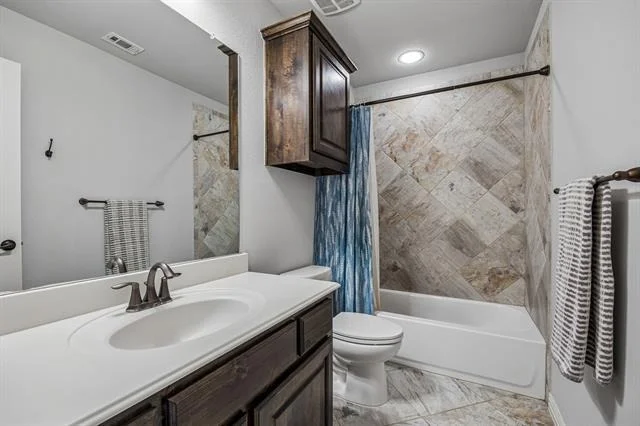 Photo of 1504 Grove Drive