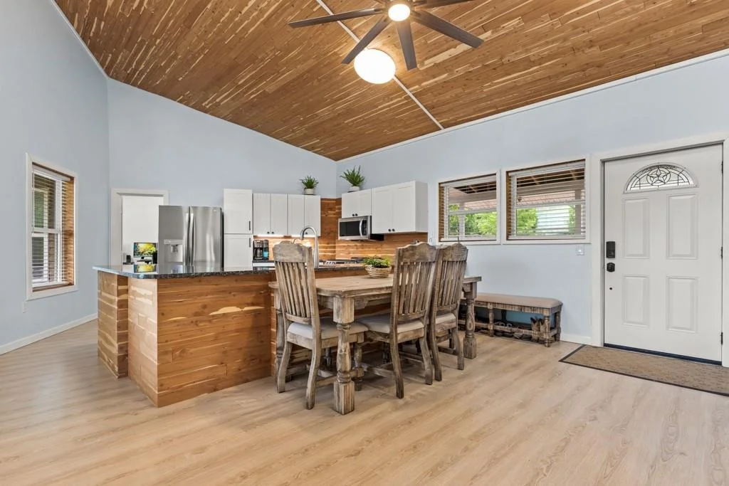 Photo of 1129 Holly Road