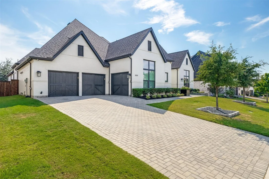 Photo of 3121 Twin Eagles Drive