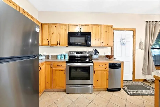 Photo of 110 Jeffrey Circle