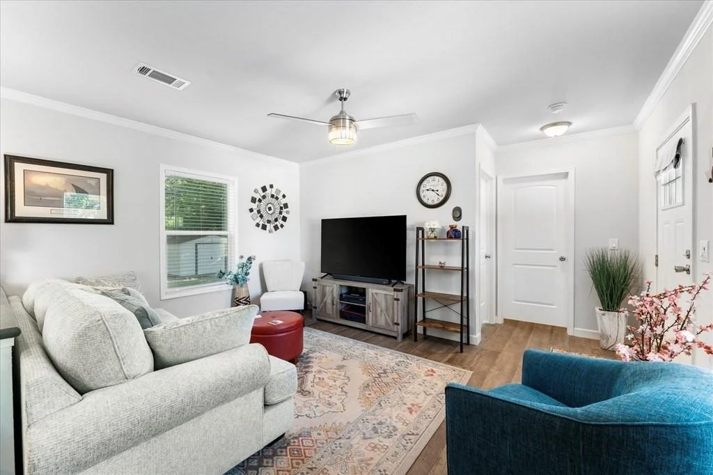 Photo of 1034 Pleasant Drive