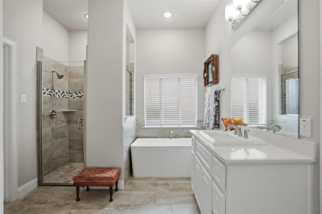 Photo of 617 Nakoma Drive
