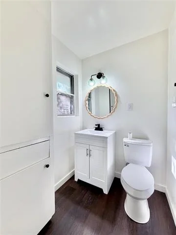 Photo of 1410 Westwood Drive