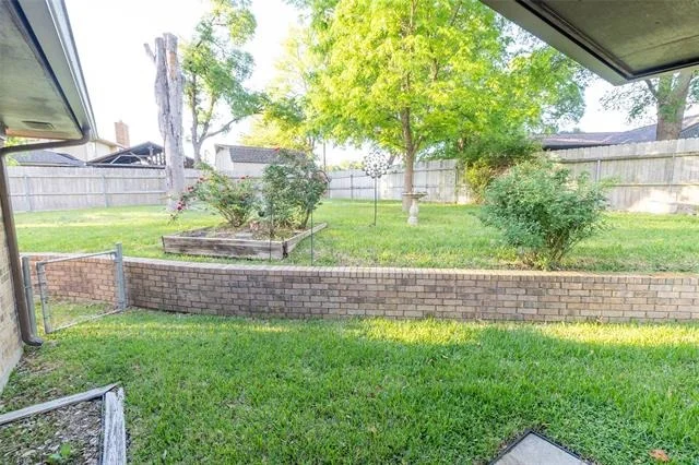 Photo of 3065 Summit Drive
