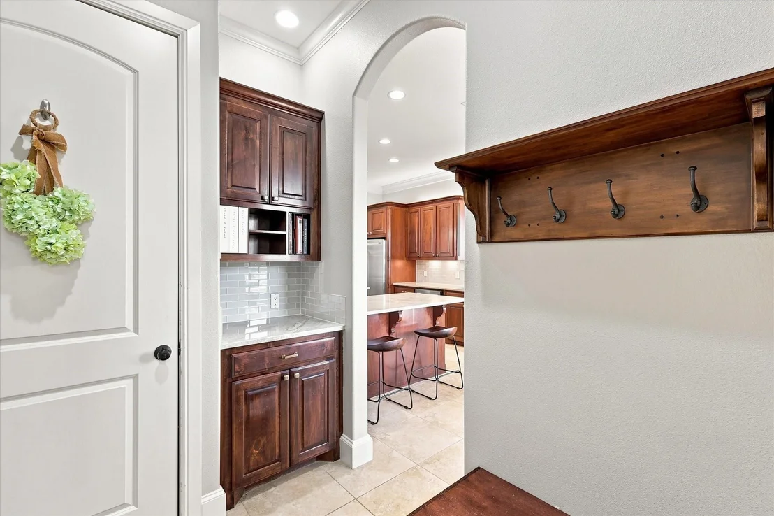 Photo of 1228 Robin Drive