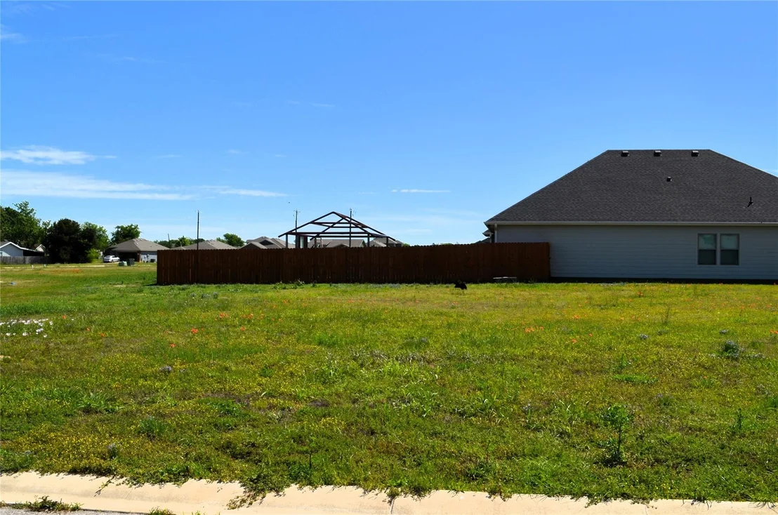 Photo of 325 Preston Road