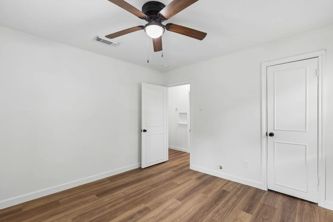 Photo of 1540 Murray Drive