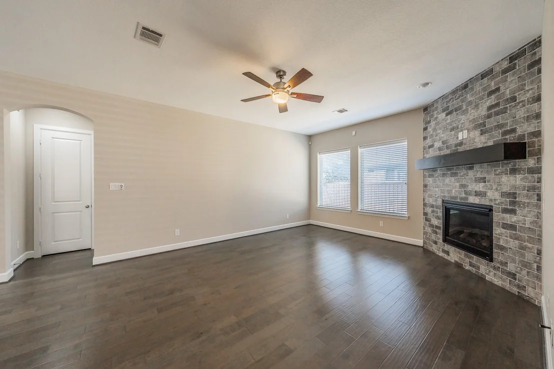 Photo of 1102 Rendon Place