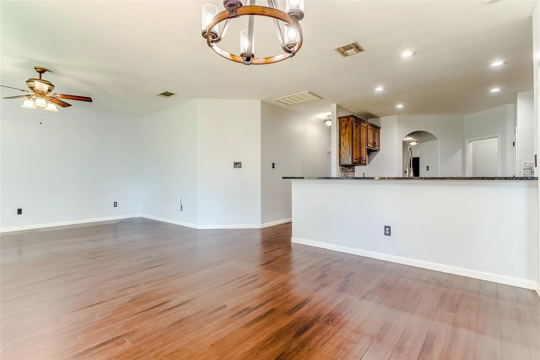 Photo of 2007 Brazoria Drive