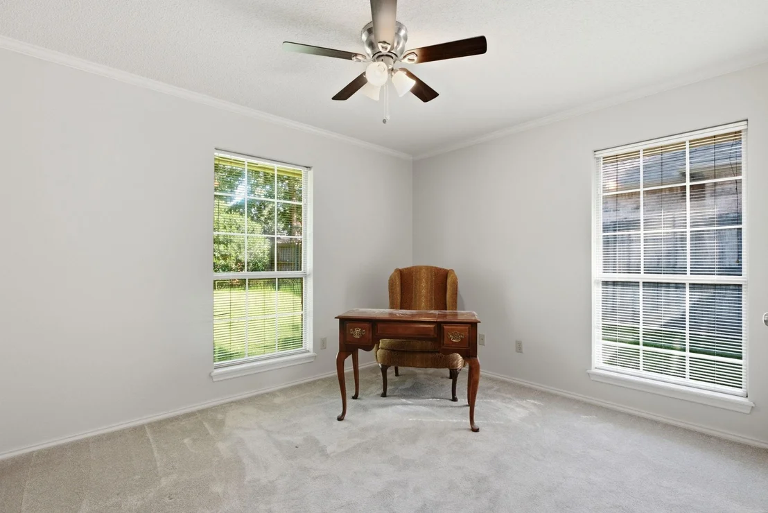 Photo of 3309 Storey Lake Drive