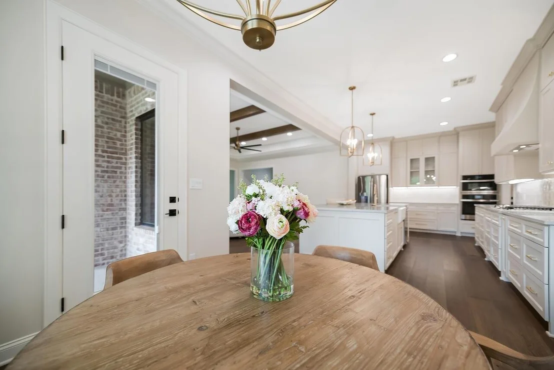 Photo of 8005 Bee Cave Road