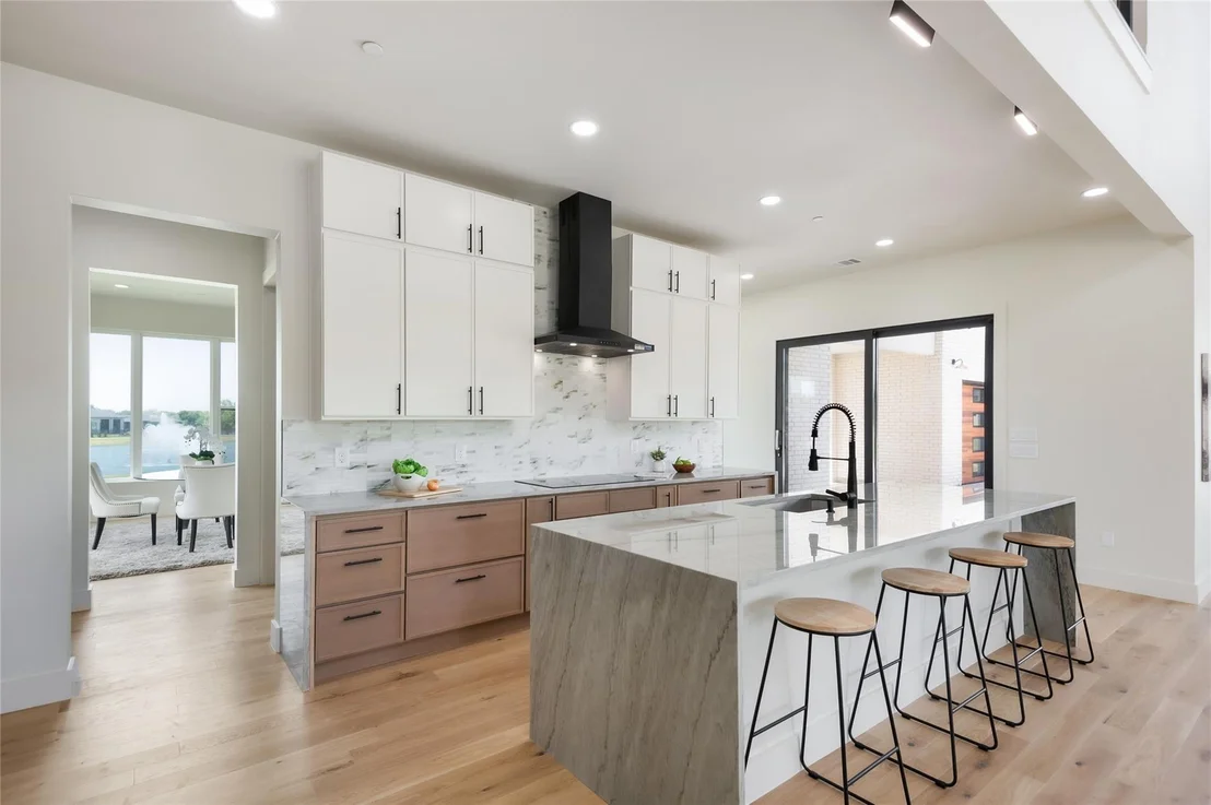 Photo of 349 Valley Trail