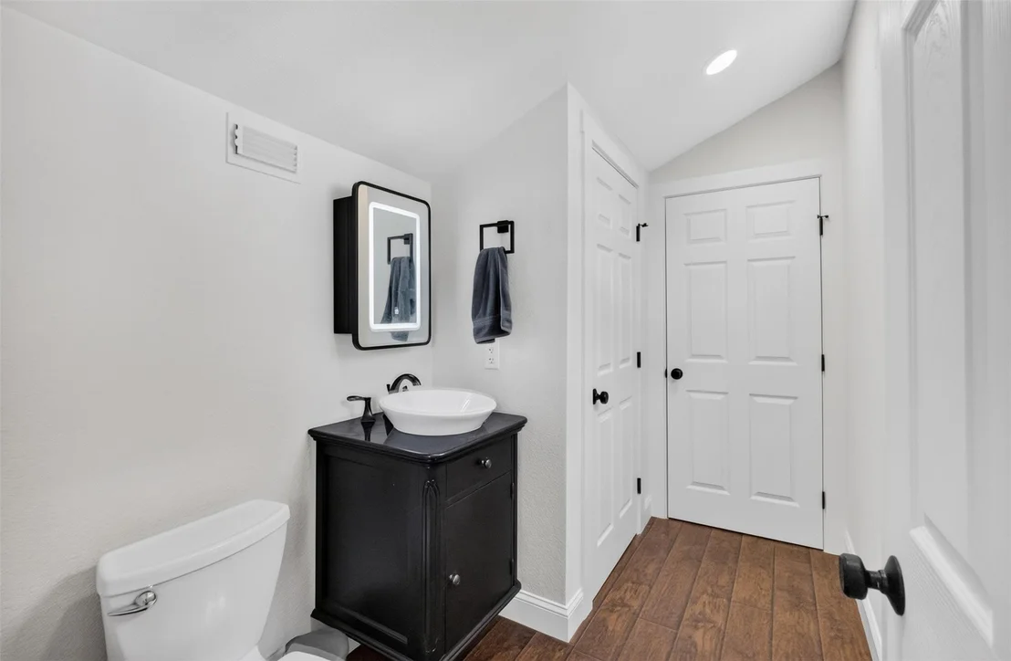Photo of 31 Rancho Drive N