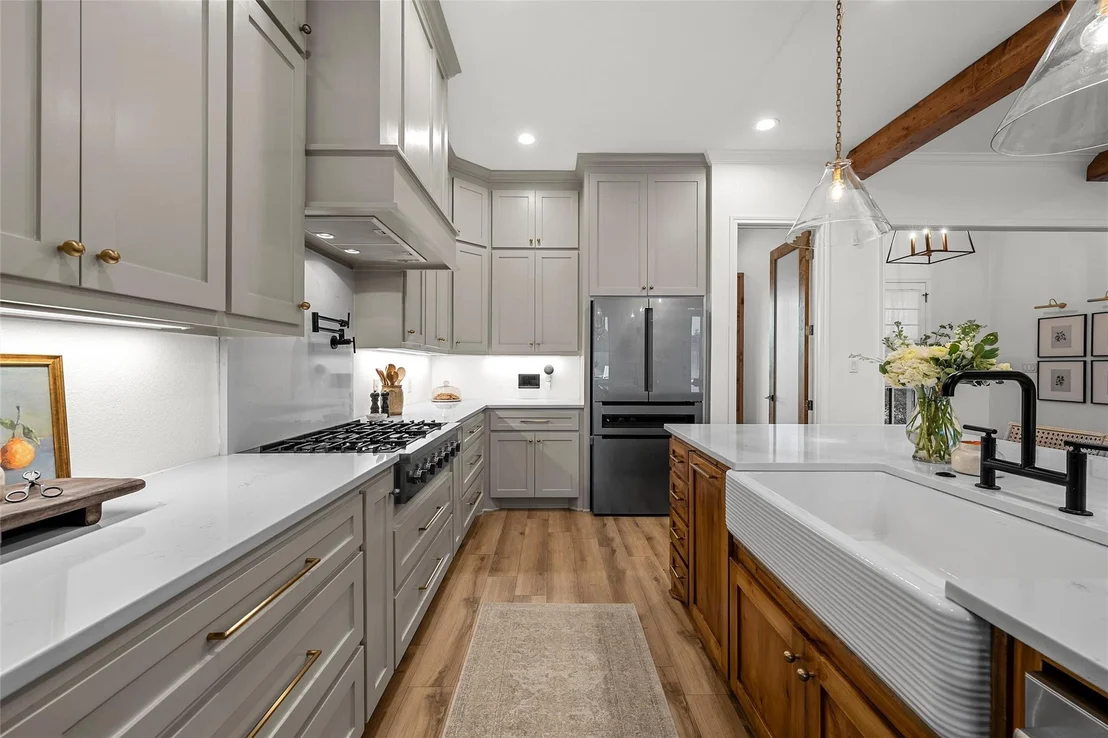 Photo of 604 Lindsay Lane