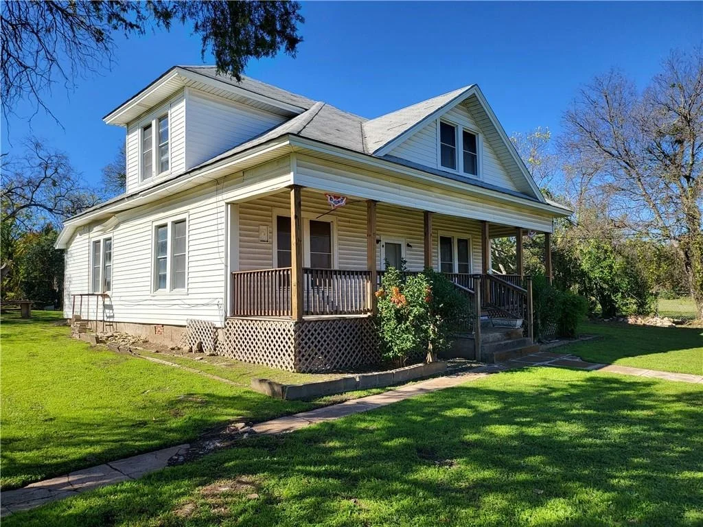 Photo of 426 N Houston Street