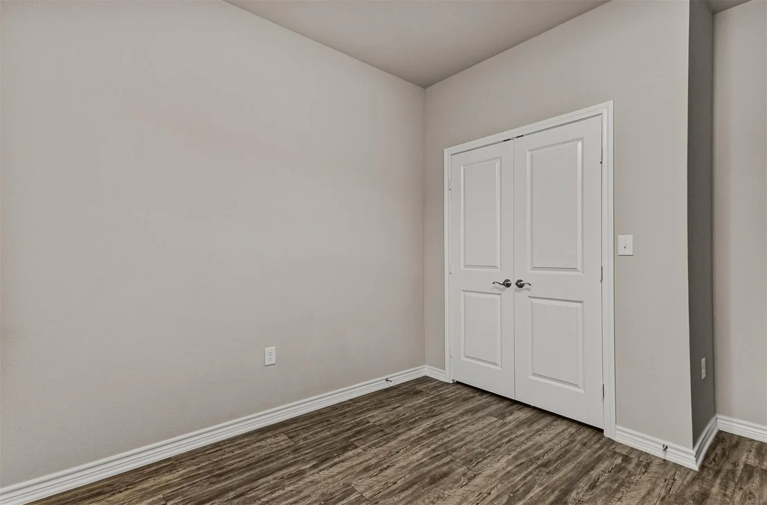 Photo of 350 Preston Road