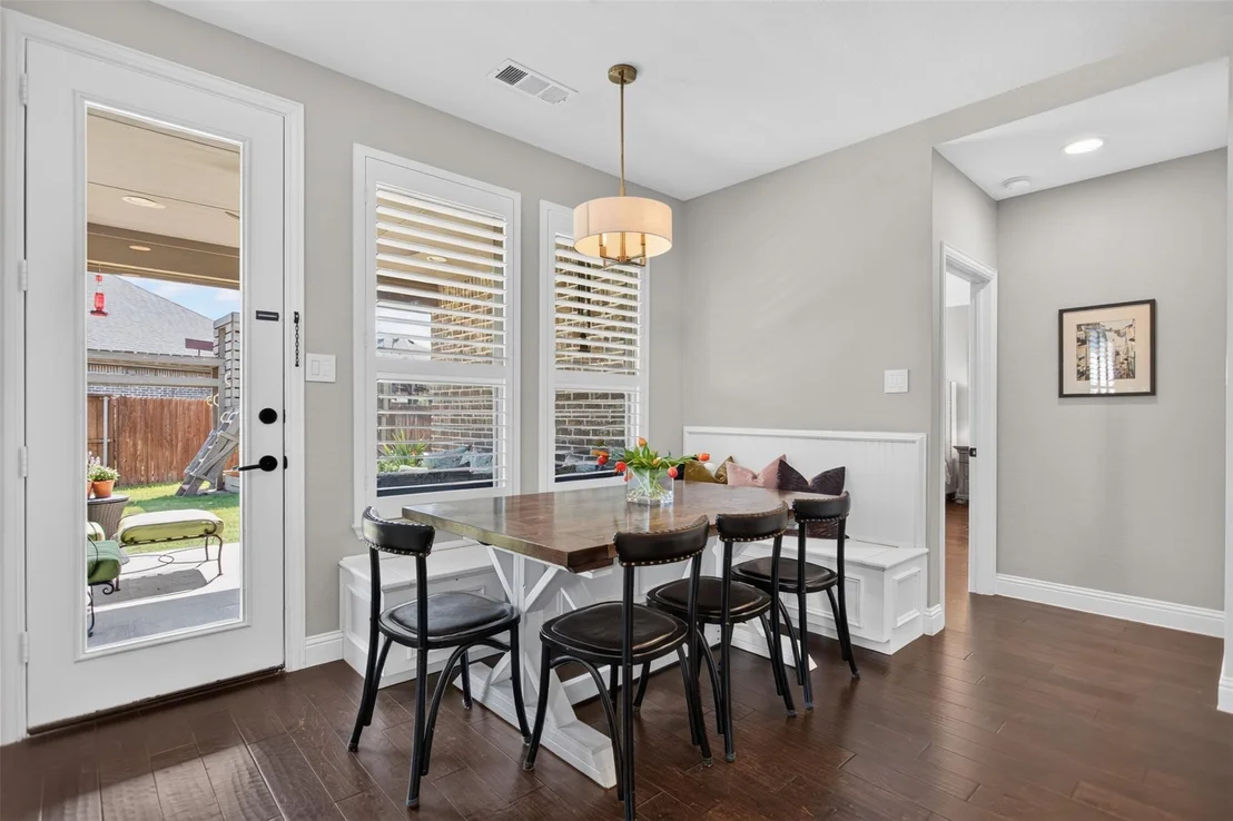 Photo of 1516 Tavistock Road