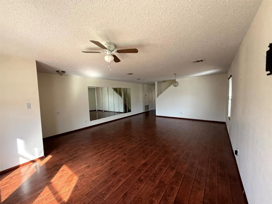 Photo of 7919 Mosstree Drive