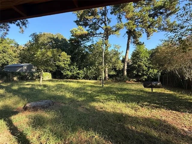 Photo of 606 Colonial Drive