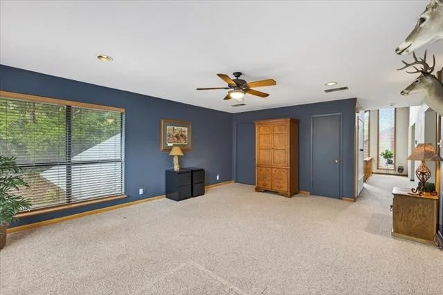 Photo of 906 Valle Vista Drive