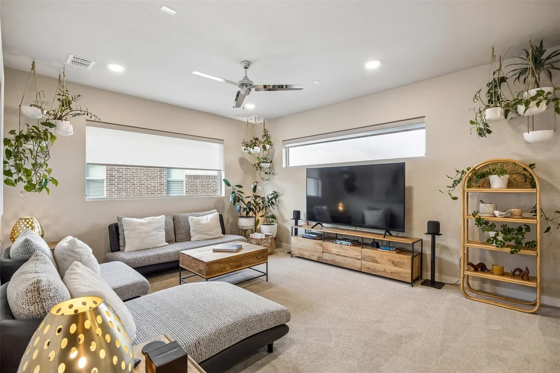 Photo of 4039 Heatherton Drive