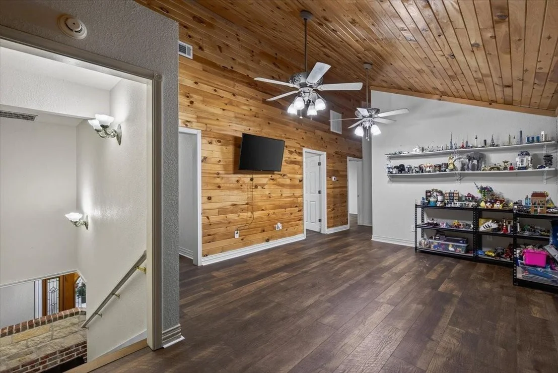 Photo of 6130 Peninsula Circle