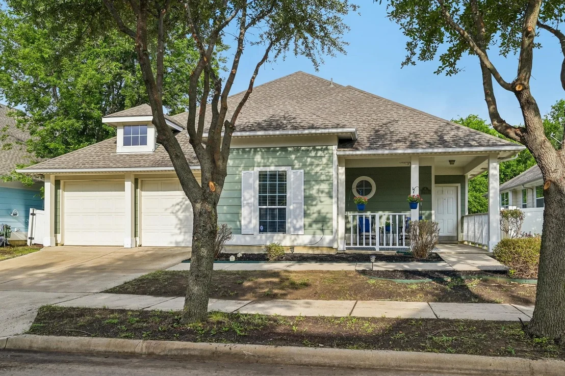 Photo of 1321 Stone Mountain Parkway