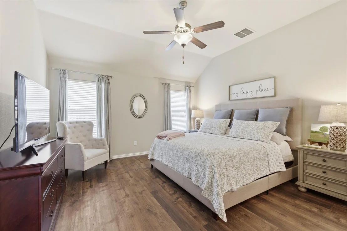 Photo of 800 Silverthorne Drive